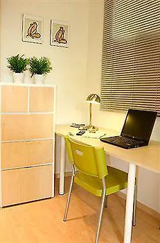 Feelathome Vila Apartment Barcelona
