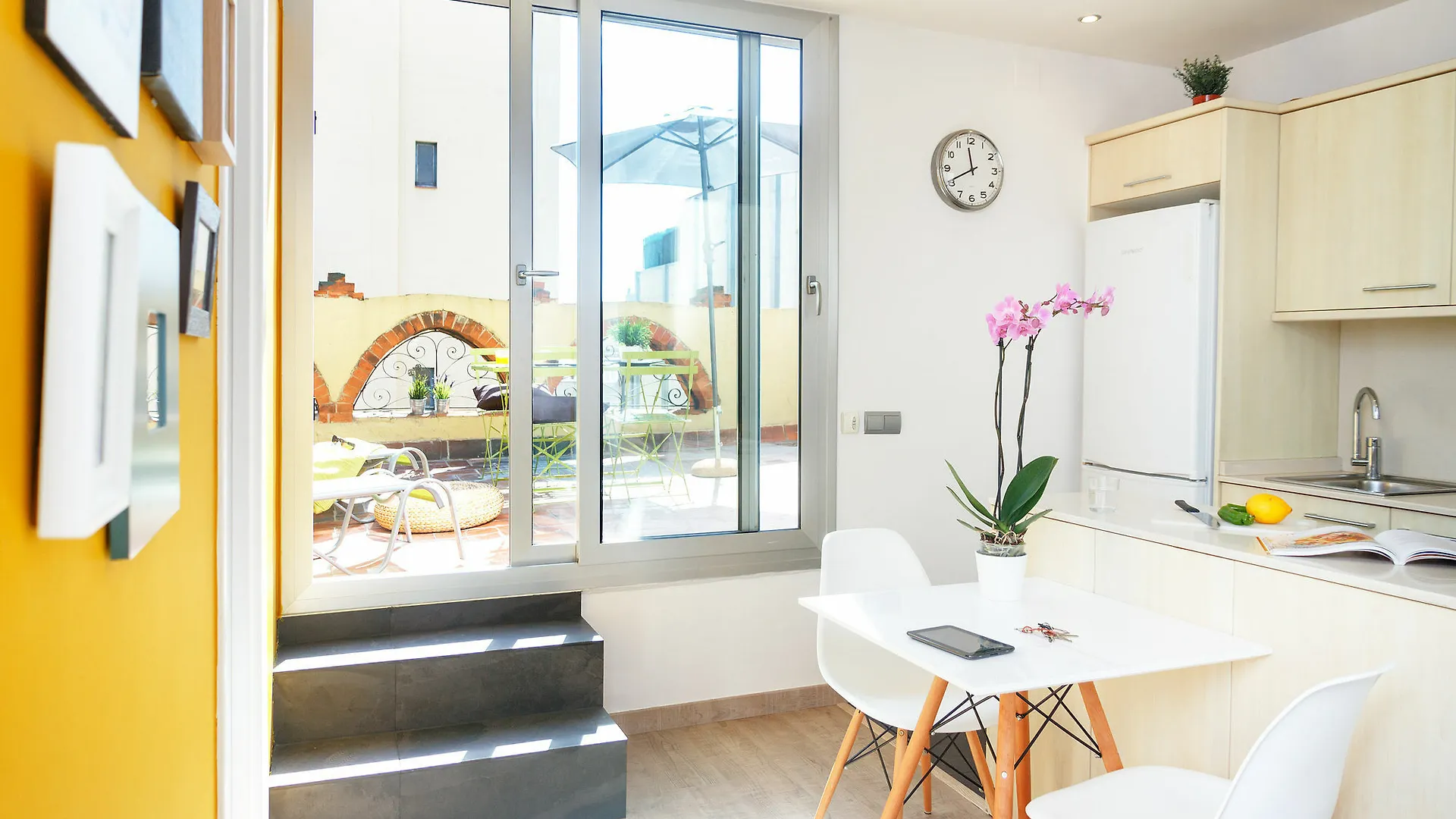 Feelathome Vila Apartment Barcelona